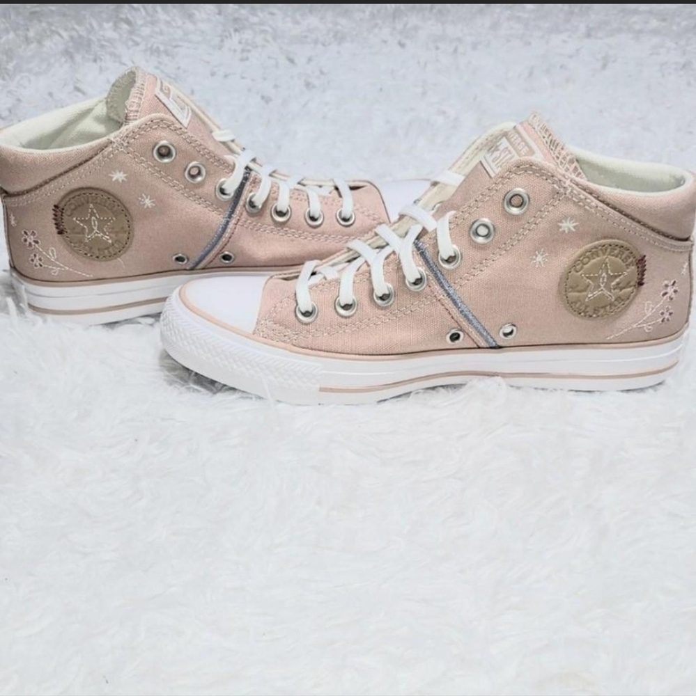 Converse "Chuck Taylor All Star Madison Embroidery Mid Dusty Cinder" Women's 8! - Picture 6 of 6